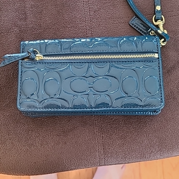 Patent Leather Coach Wallet - Picture 3 of 4